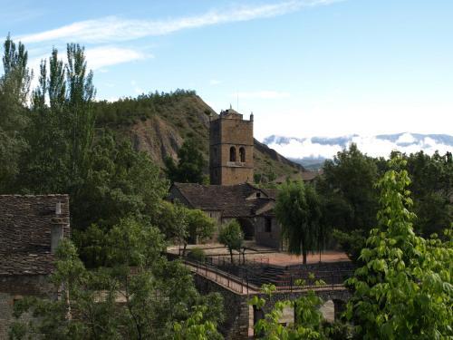 Centro De Vacaciones Morillo De Tou