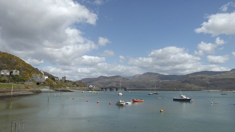 Coedmor Harbour Cottage (sleeps 2)