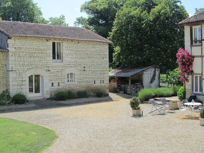 G�te de Groupe Le Clos de Saires  (22-32pers)