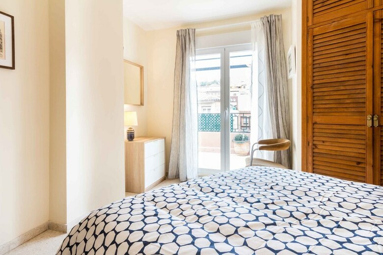 Apartamentos Paseo Del Sal�n