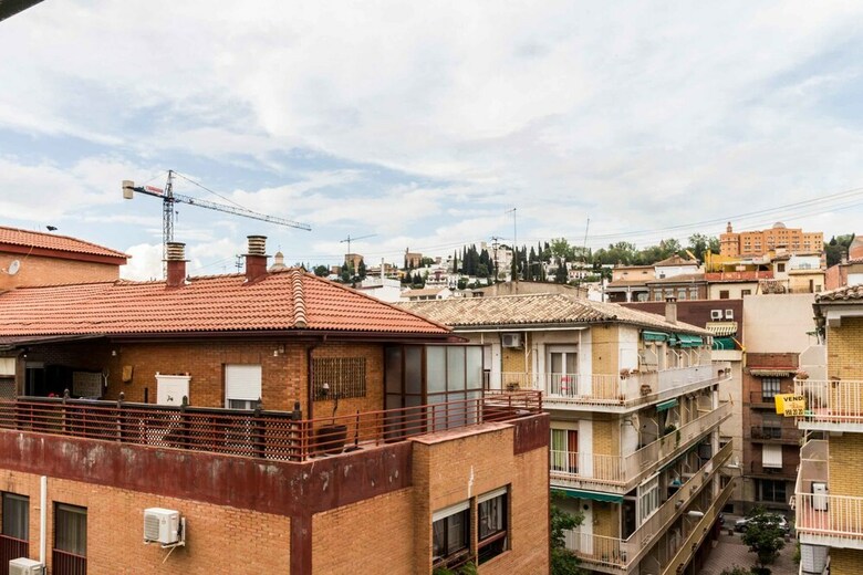 Apartamentos Paseo Del Sal�n