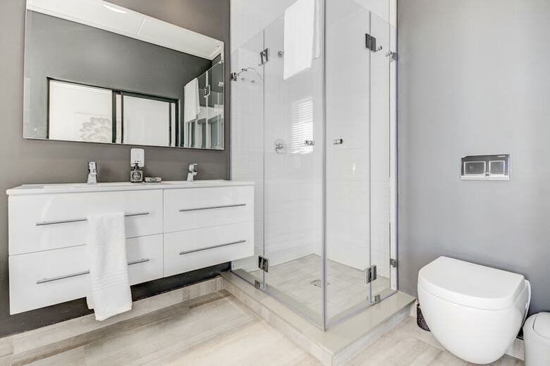 Uniquestay Paardevlei Square Apartment - Adults Only