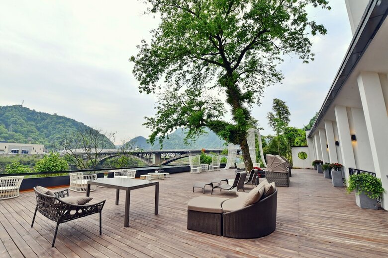 Hotel Dreamhouse