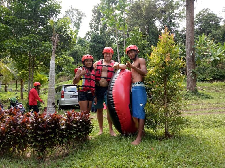 Bed & Breakfast Emir Surfcamp