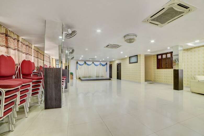 Hotel Padmini Elite