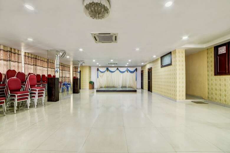Hotel Padmini Elite