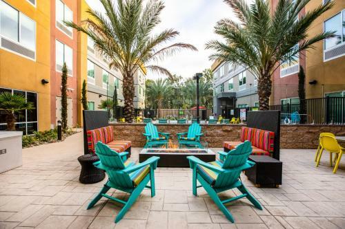 Hotel Home2 Suites By Hilton Carlsbad, Ca