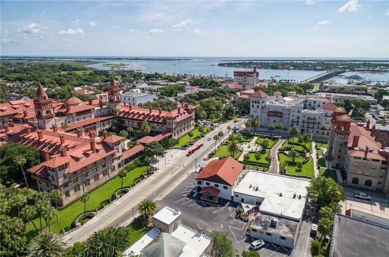 Captains Quarters 218 - Two Bedroom Condo