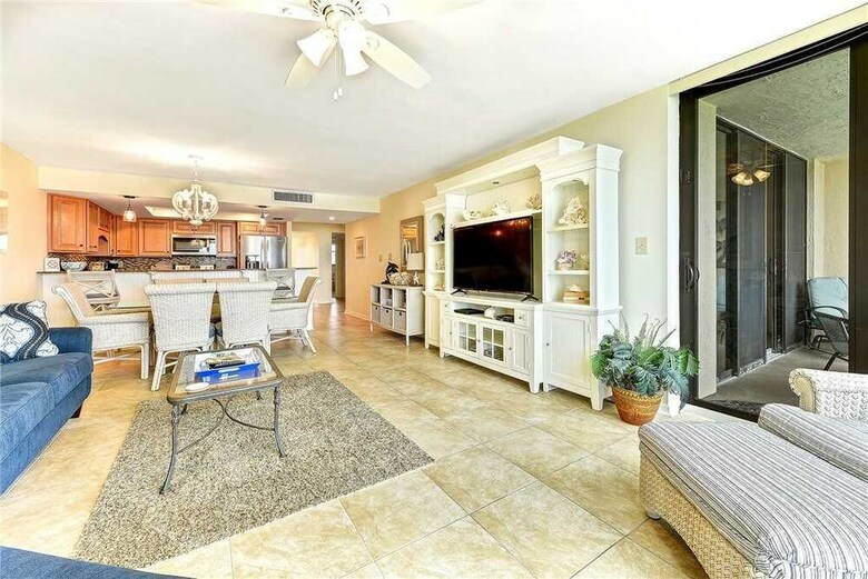 Sand Dollar II 207 - Three Bedroom Condo