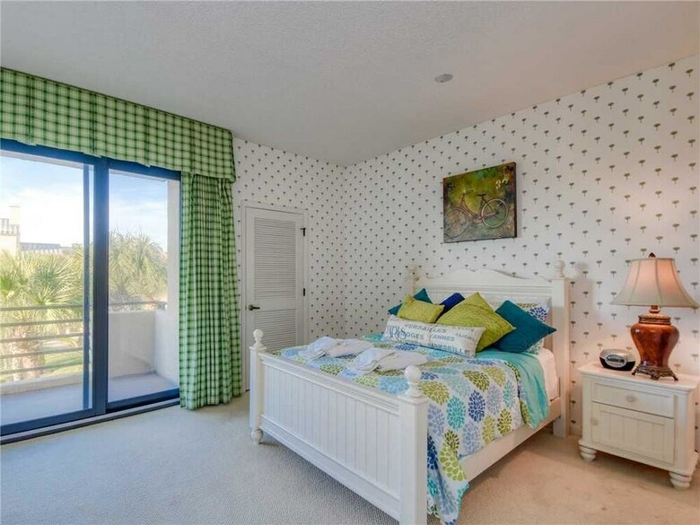 Spinnakers Reach 704 - Four Bedroom Condo