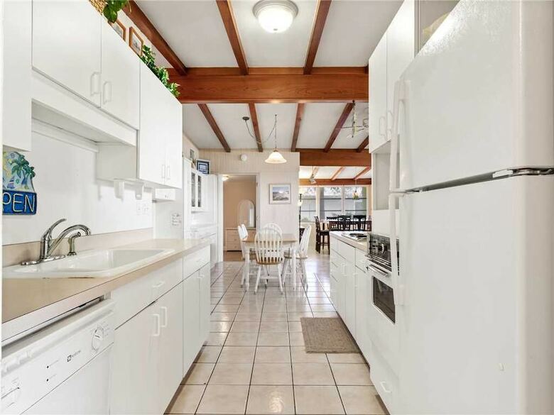 Villas Mansion - Four Bedroom Home