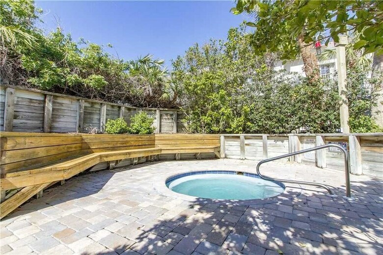 Hibiscus 302d - Three Bedroom Condo
