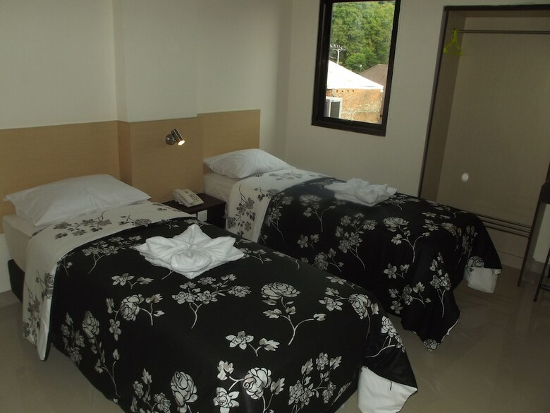 Manado Inn Hotel