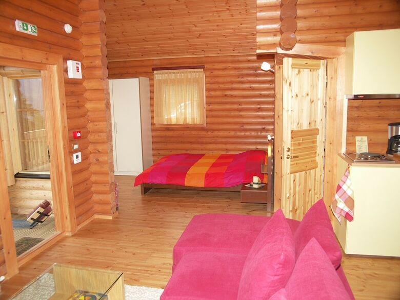 Aparthotel Kedros Village
