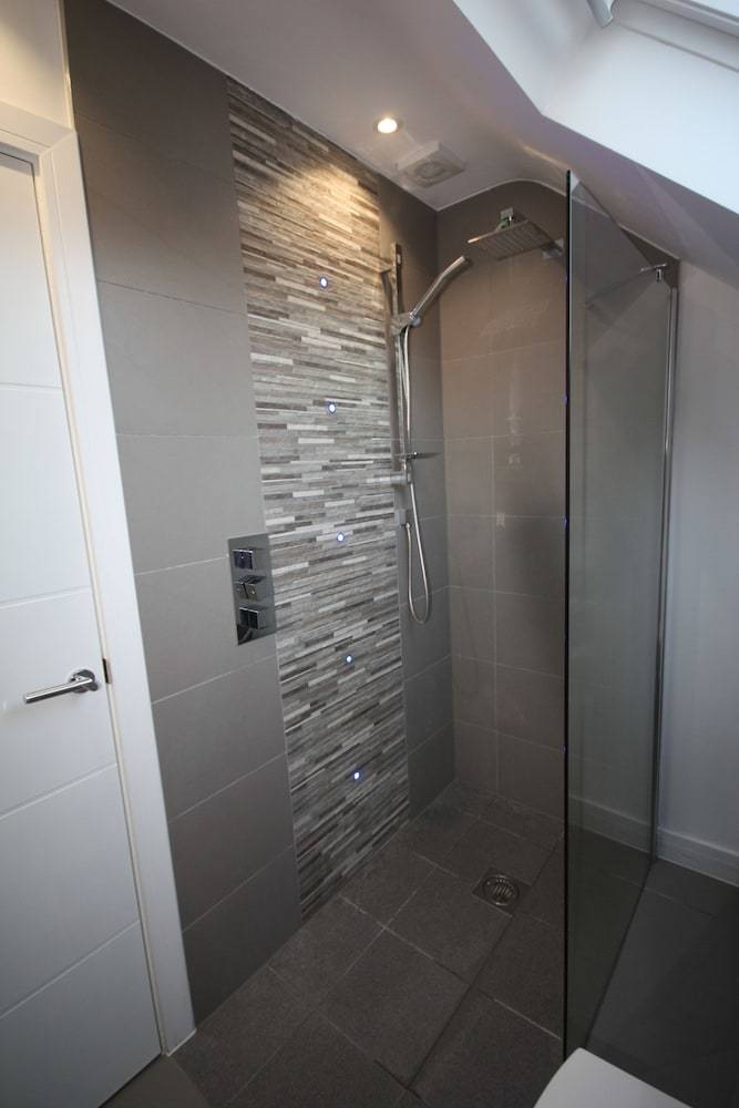 Four Corners Holiday Home With Hot Tub & Sauna