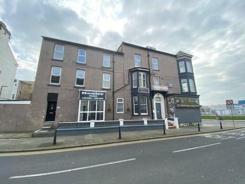 Honley Hotel