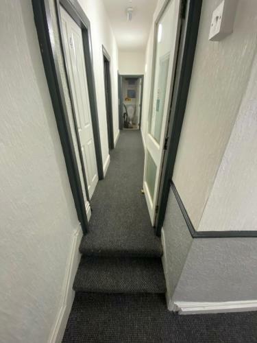 Honley Hotel
