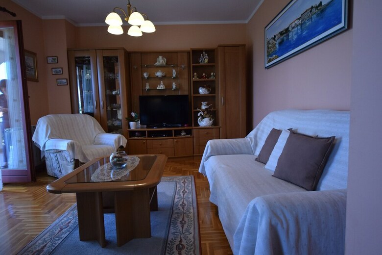 Apartment Marina Porat