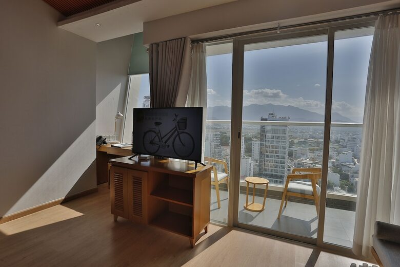 Le's Cham Hotel