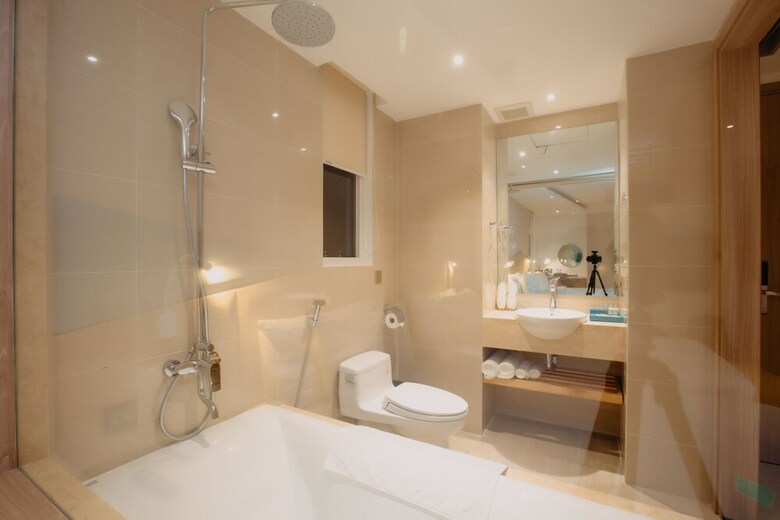 Le's Cham Hotel
