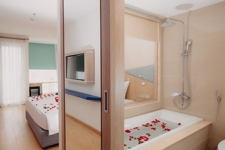 Le's Cham Hotel