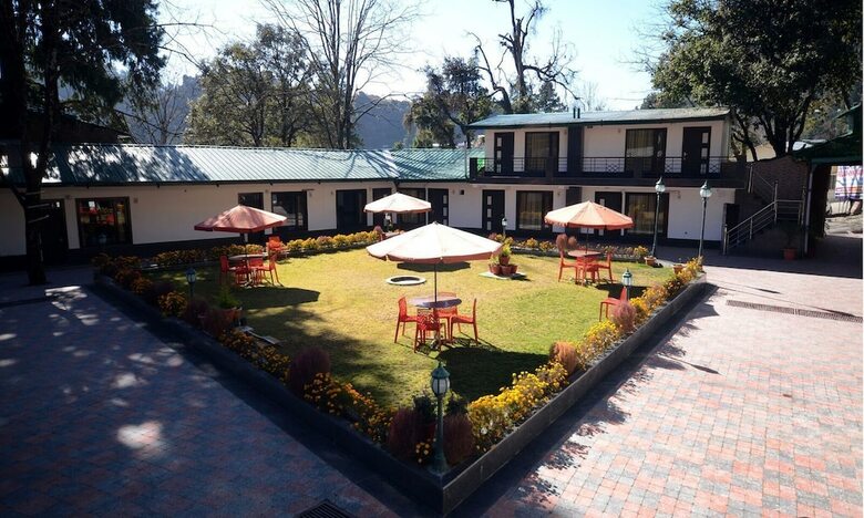 Hotel Raj Bilas Palace