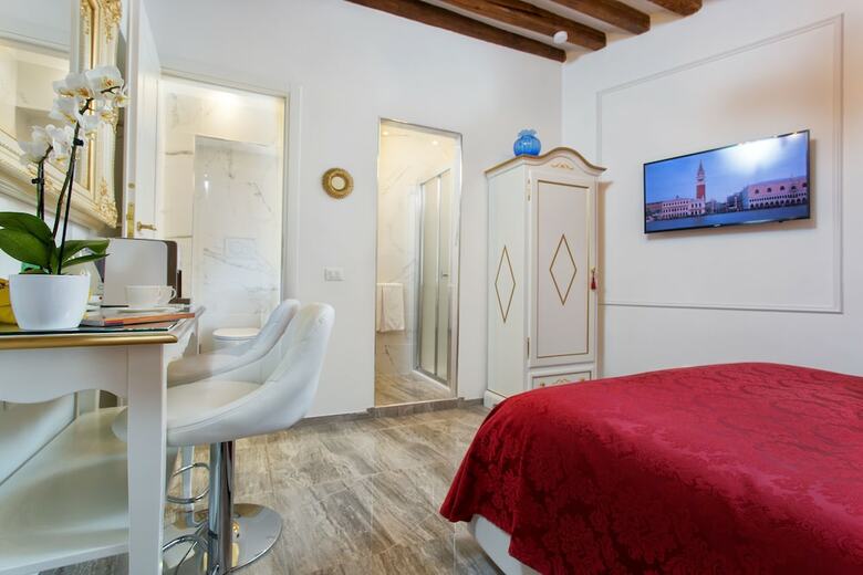 Hotel C� Patron