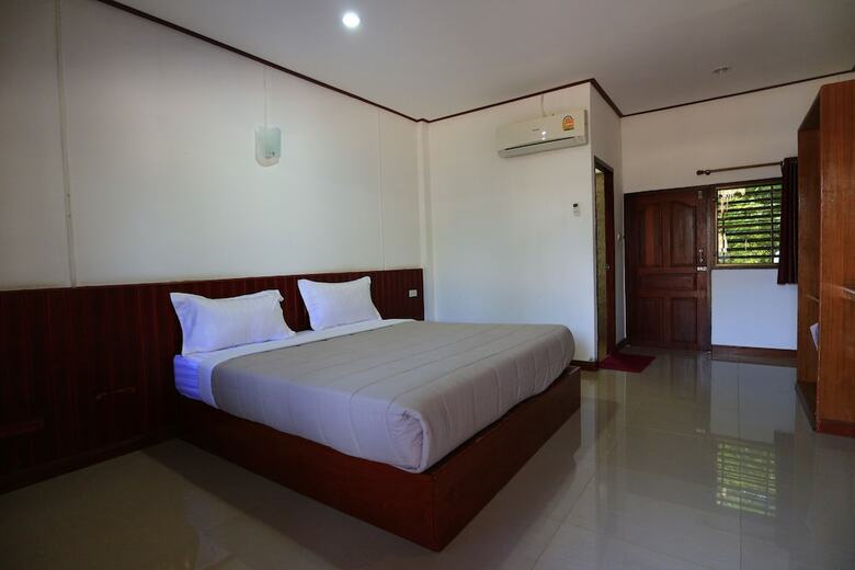 S Hotel