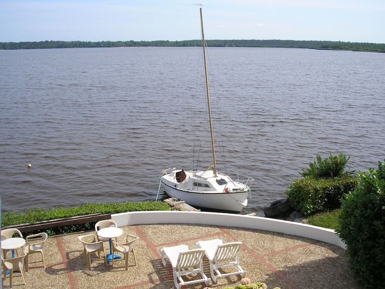 Hotel H�tel Du Lac