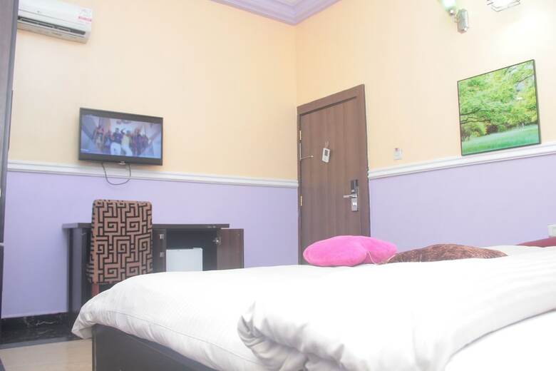 Titanic View Hotel & Suites Ltd