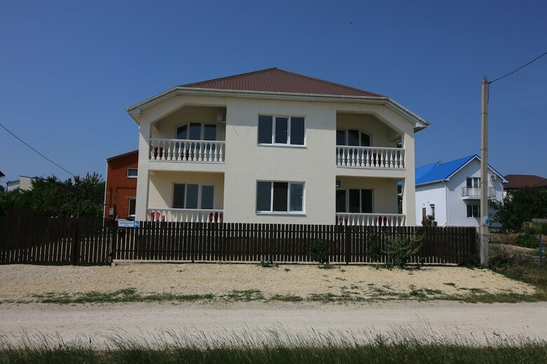 Bed & Breakfast Guest House Chernomorskaya 8a