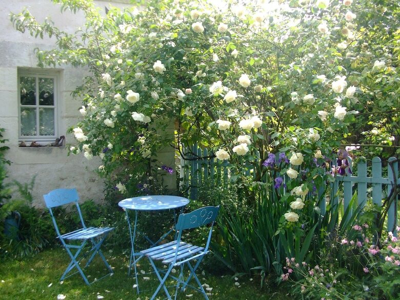 G�te De La Roseli�re