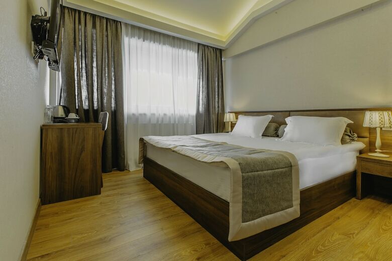 Hotel Seventeen Rooms