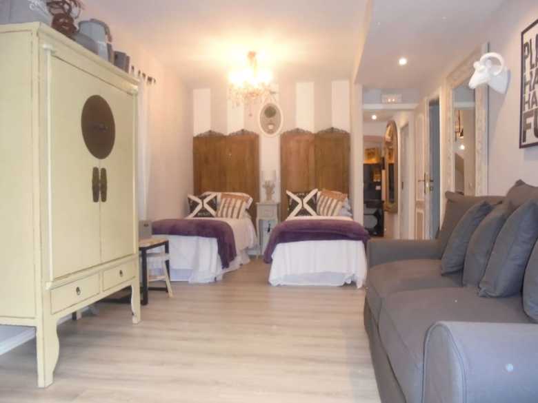 Hostal Tak