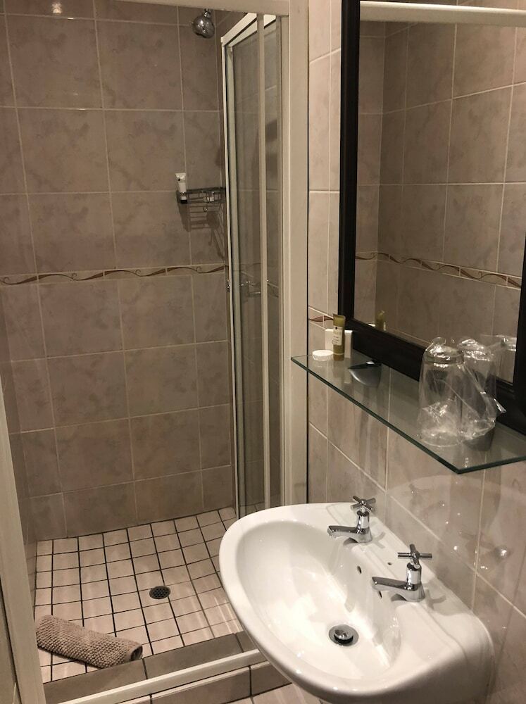 Hotel 174 Premier Guesthouse