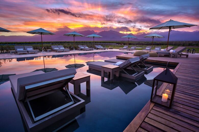 Hotel The Vines Resort & Spa
