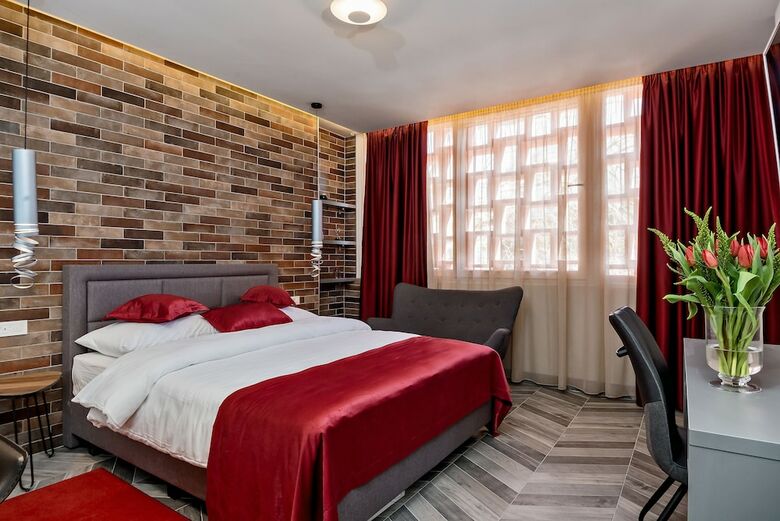 Apartamentos Il Giardino Luxury Rooms & Suites