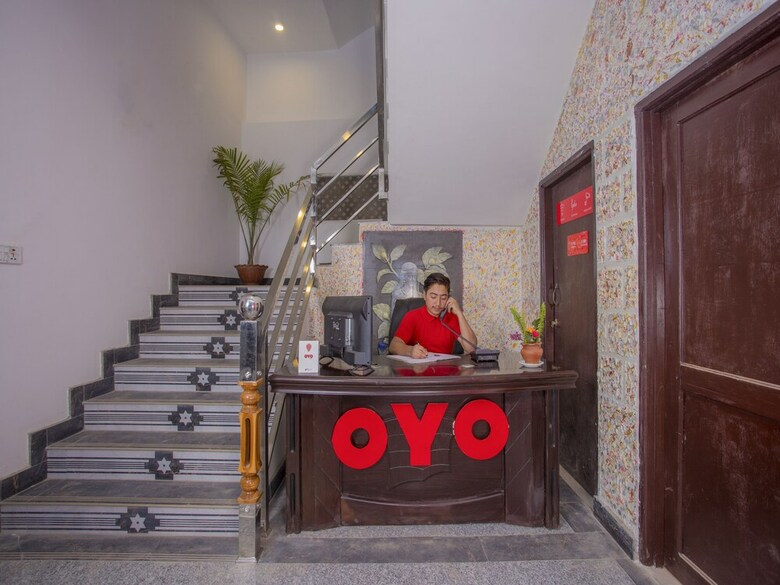 Hotel Oyo 280 Hob Nob Garden Resort