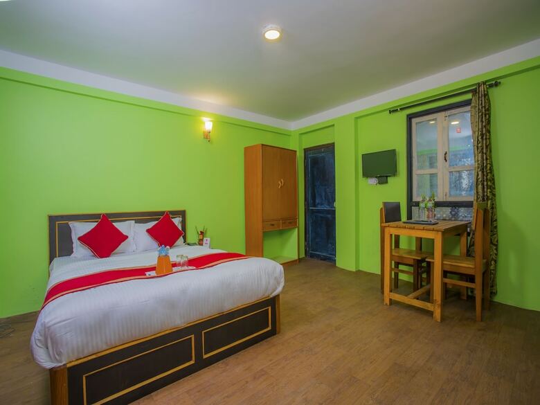 Hotel Oyo 280 Hob Nob Garden Resort