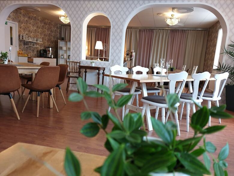 Sm�landsstenar Hotell