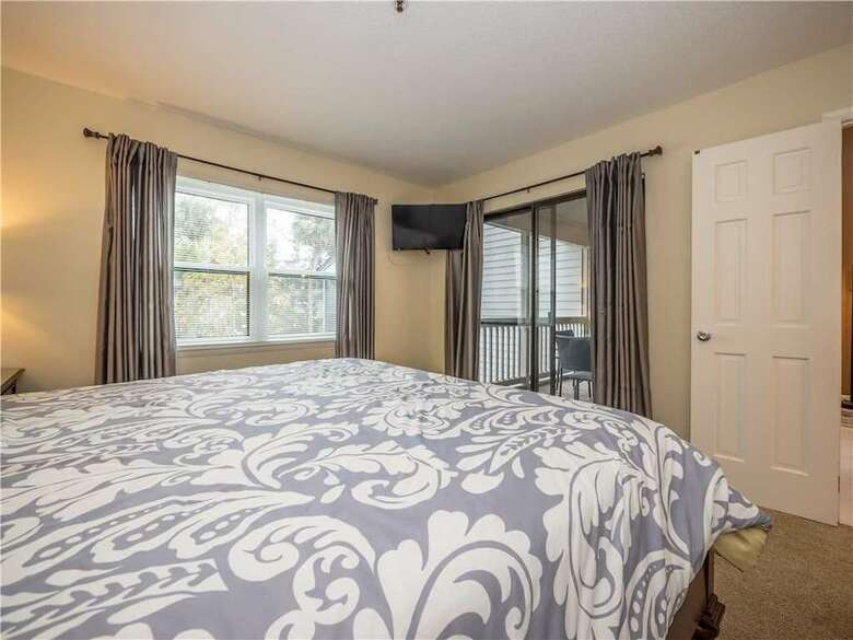 8006 Treetops - Three Bedroom Condo