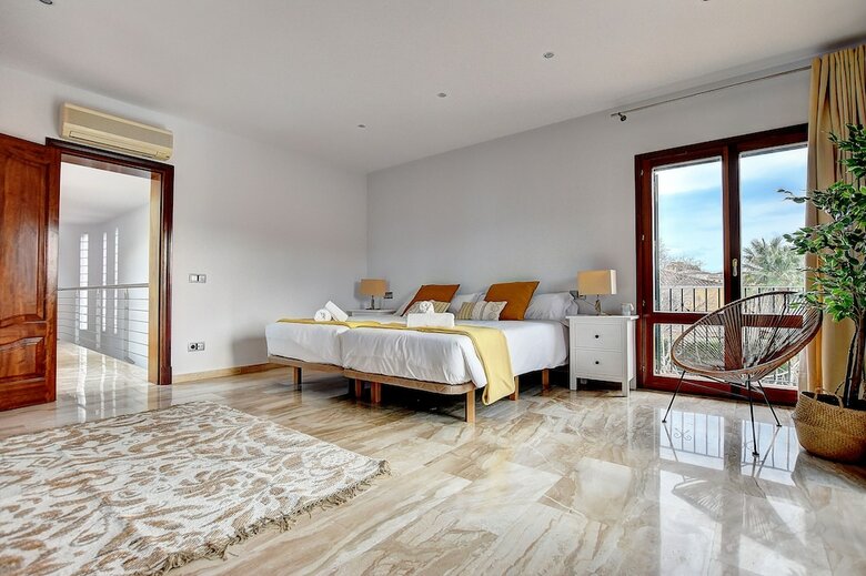 Arabella - Villa Con Piscina