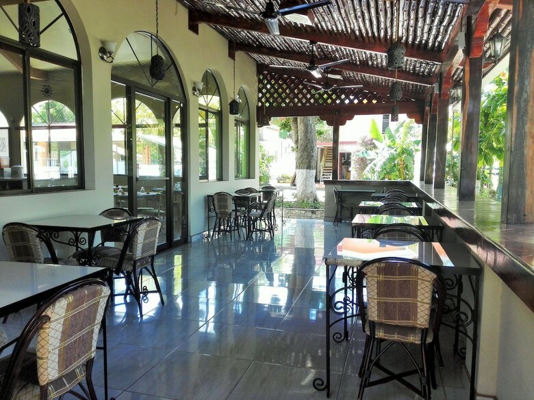 Restaurante, Cigar Bar, Whisky Lounge, Hostal Suite Dos Visiones