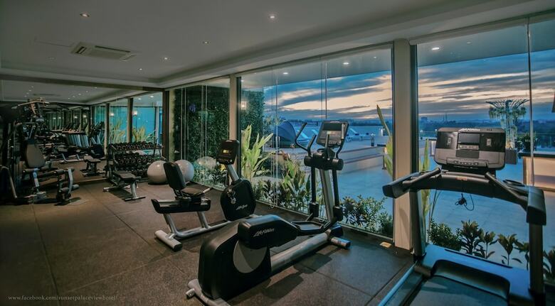 Hotel Sunset Palace View Suites