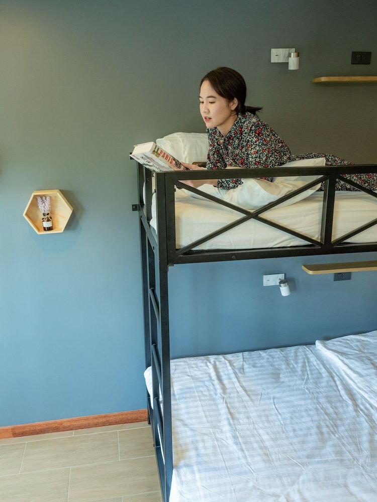 Hostal Ray Coffee Bar & Hostel - Adults Only