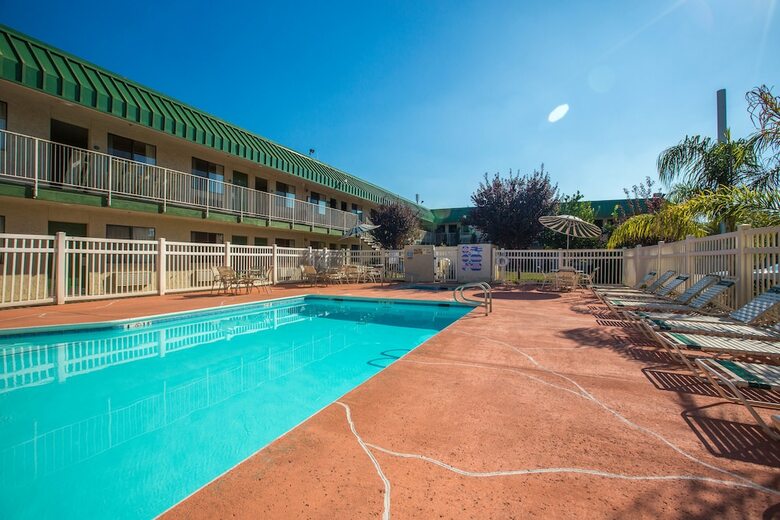 Motel University Inn