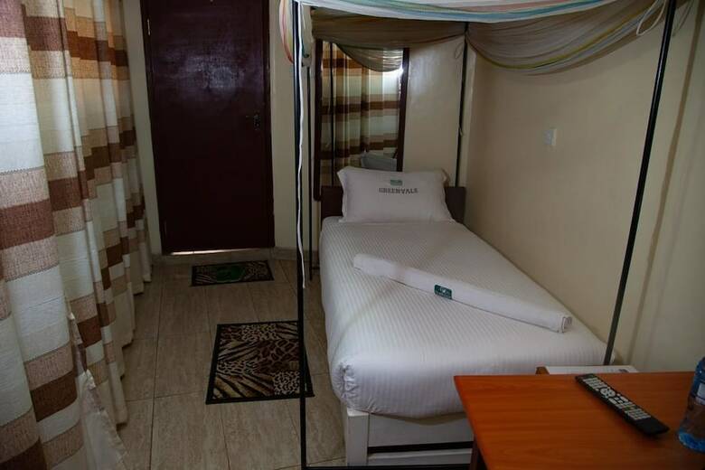 Greenvale Hotel