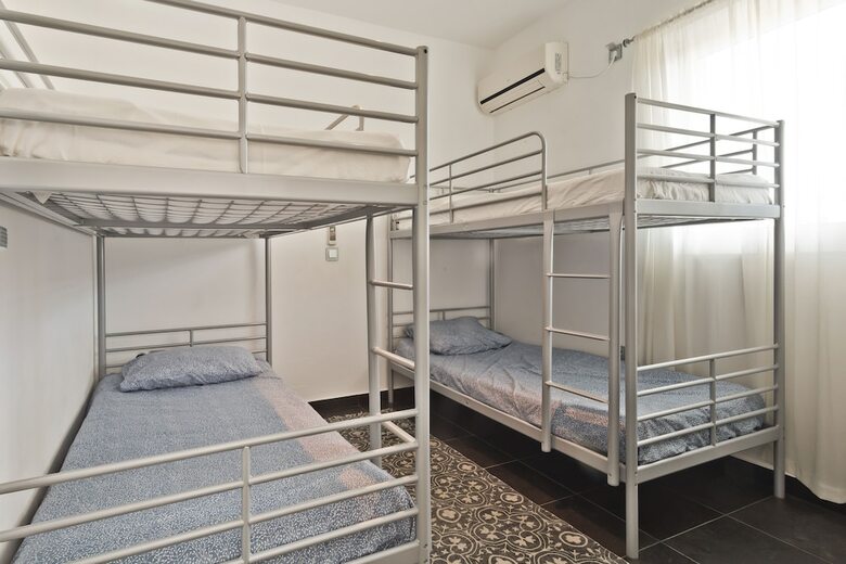 Apartamentos Gefiraki House