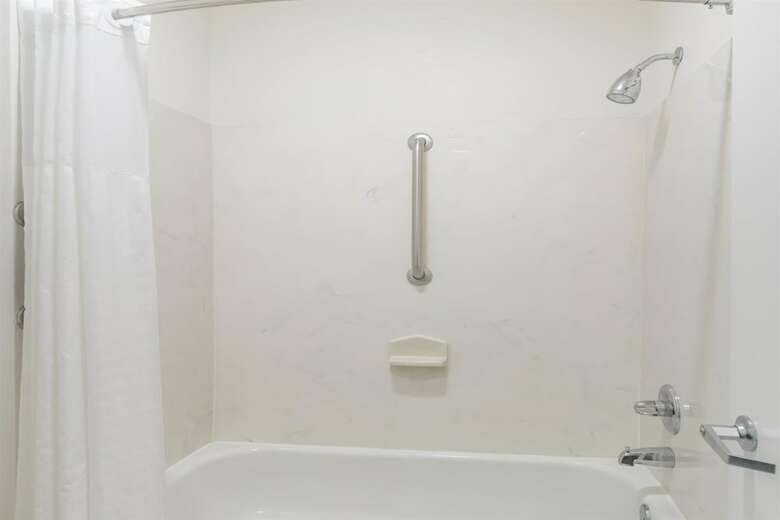Hotel Americas Best Value Inn & Suites Ft. Worth S