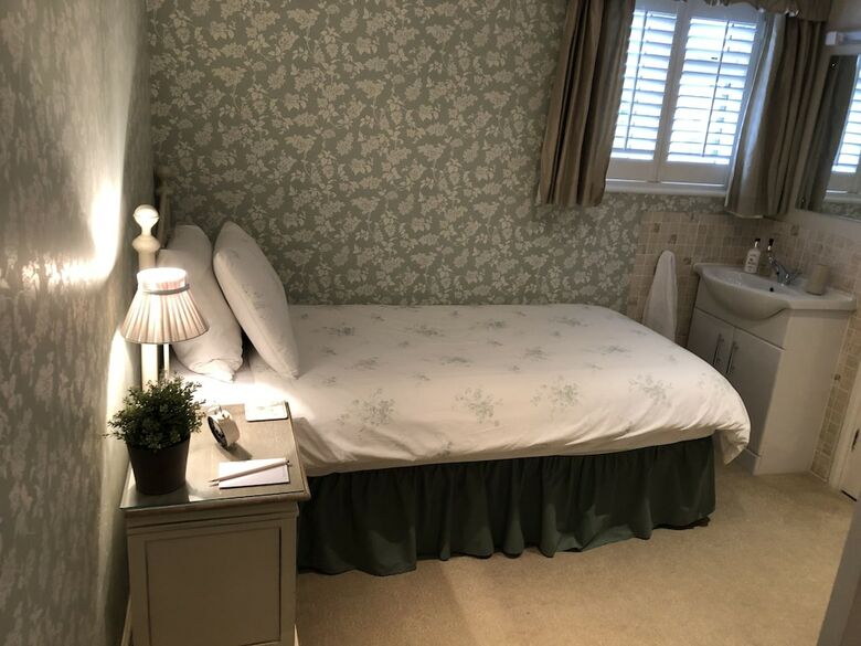 Hotel The Mayfair Guest House Self Catering